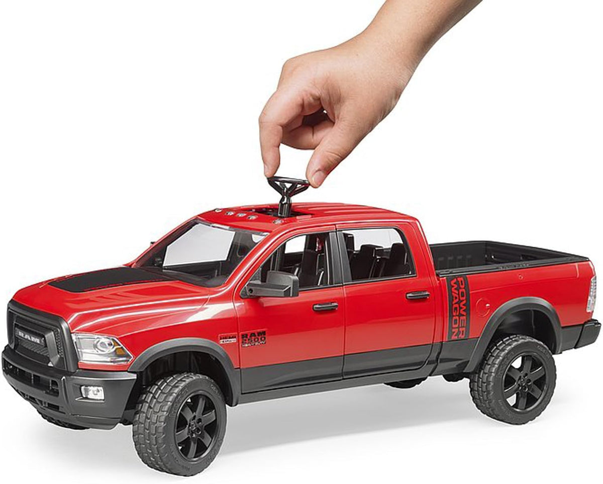 Bruder Ram 2500 de potencia Camioneta tipo Pick Up - Vehículo a escala