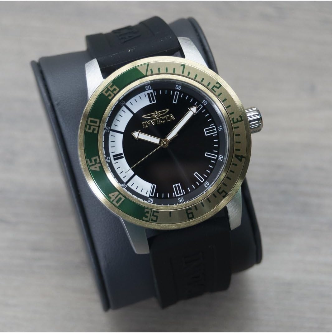 Reloj de cuarzo de silicona especial para hombre Invicta