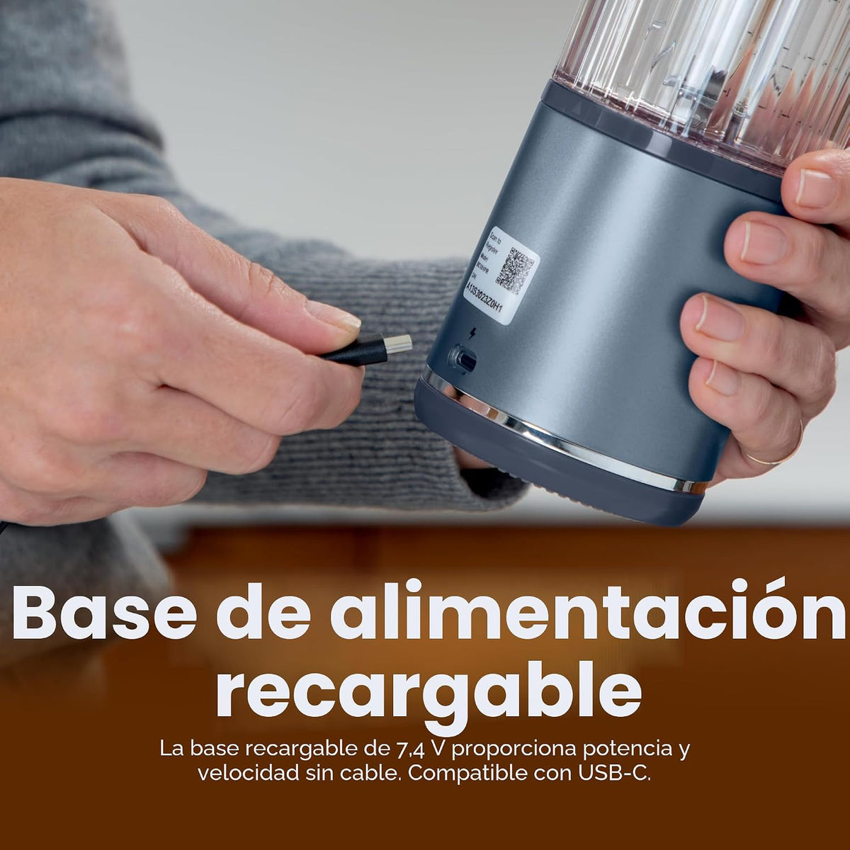 Licuadora portátil Ninja Blast, inalámbrica, recipiente de 18 oz, m...
