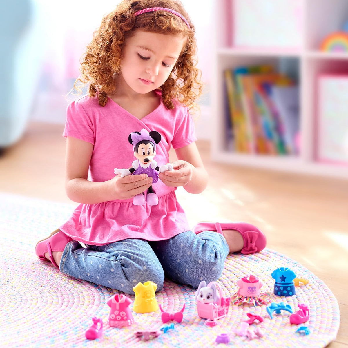 Disney Junior Minnie Mouse Glitter and Glam Pet Fashion Set, juego...