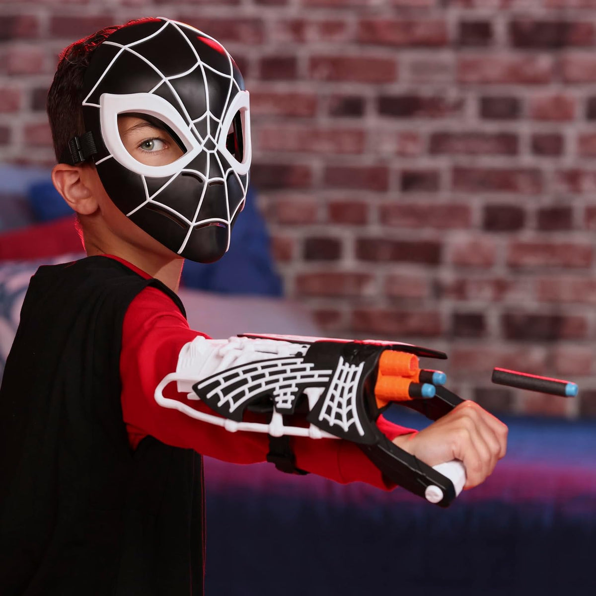 Spider-Man Marvel Symbiote Tri-Shot Blaster & Mask, guantelete...