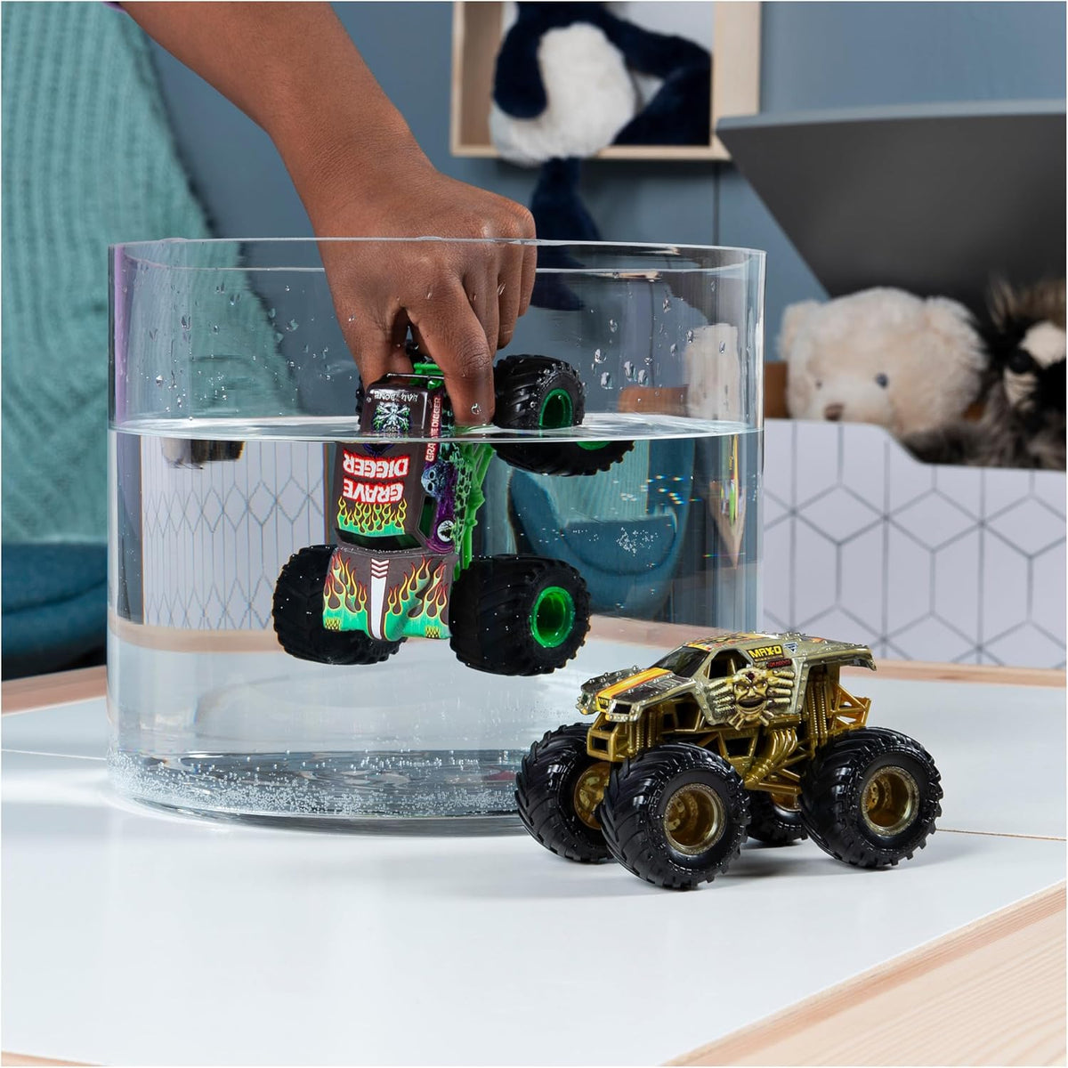 Monster Jam, Official Reveal The Steel - Paquete de 4 camiones mons...
