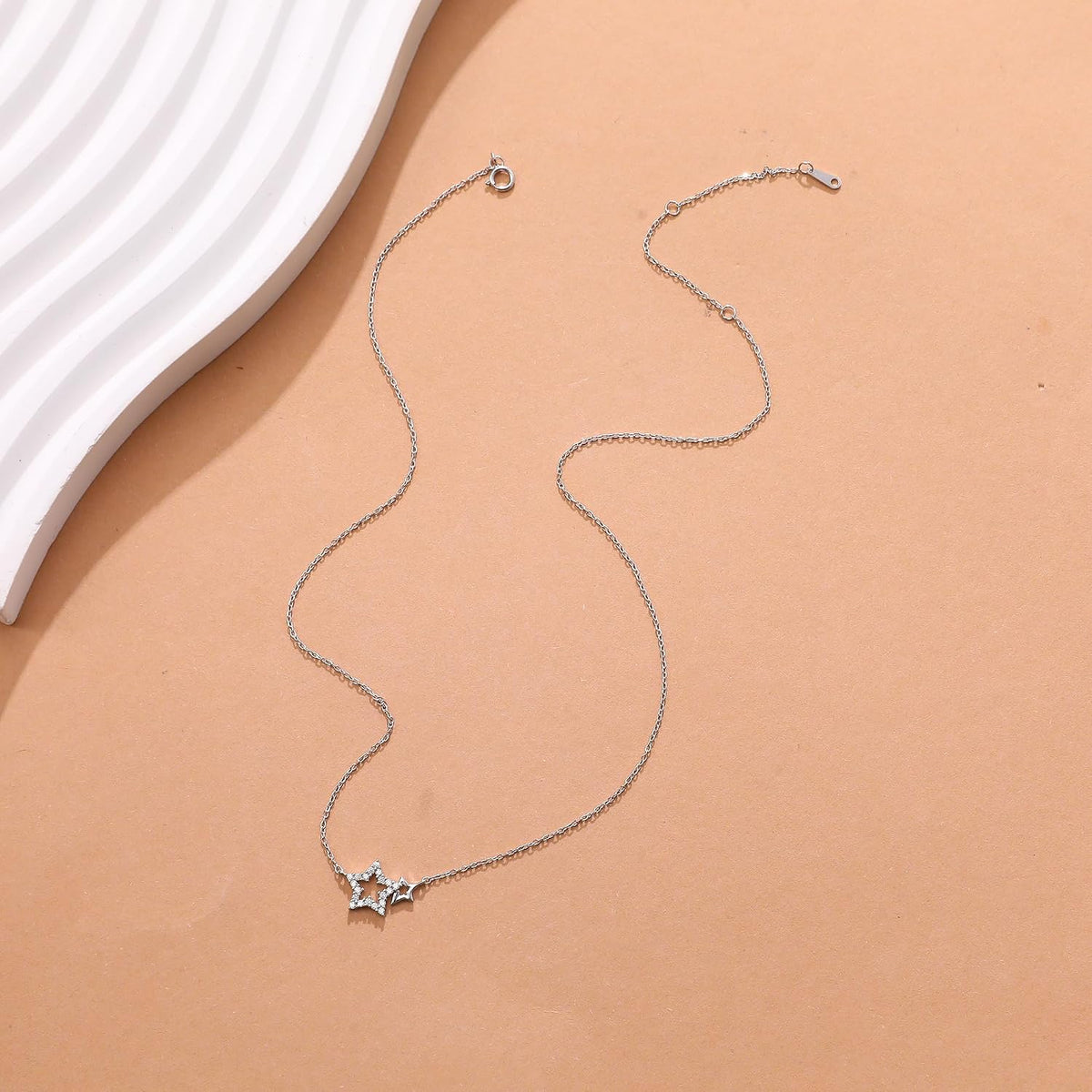 LOVECOM Collar de plata de ley S925 con corazón para mujer, delicad...