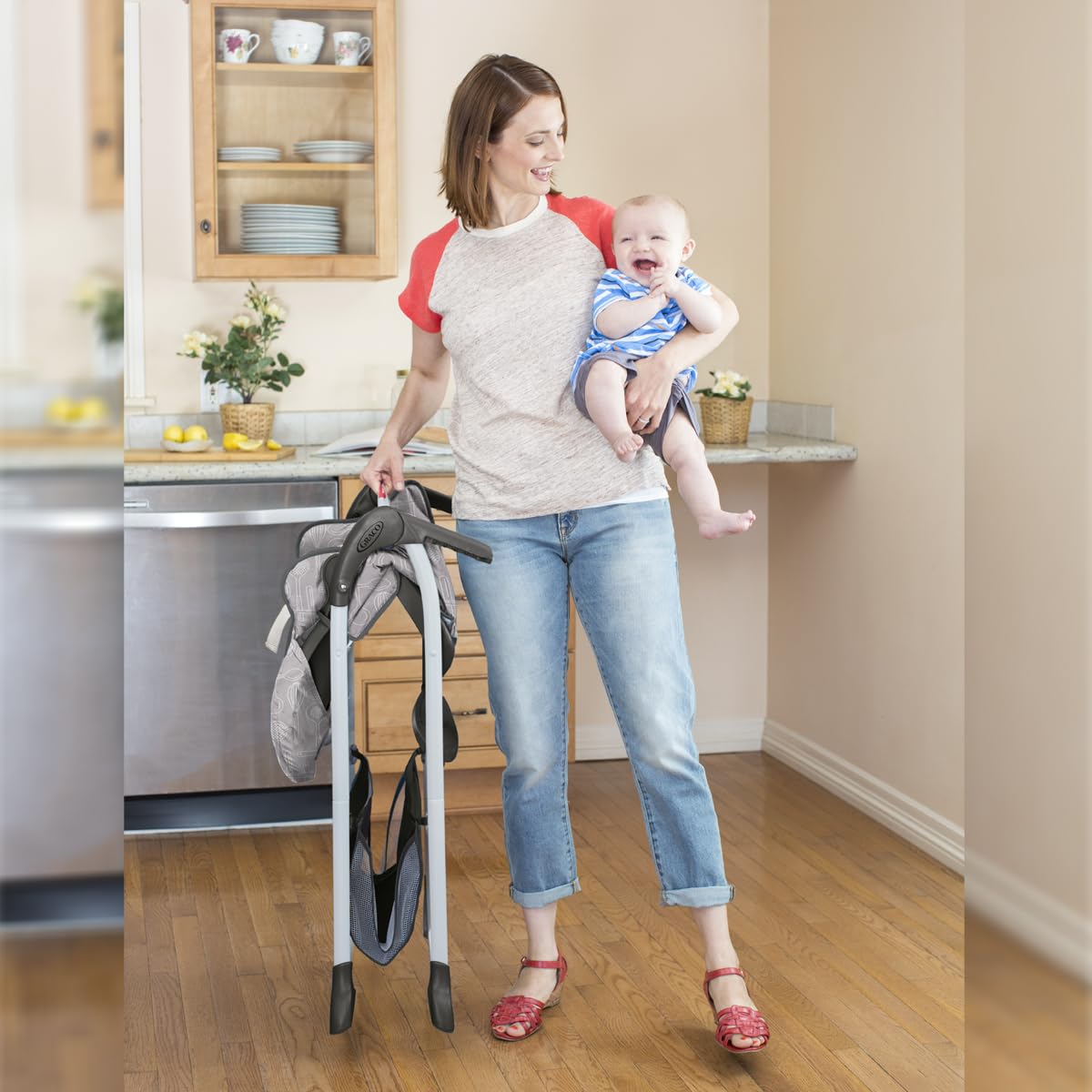 Graco Slim Snacker Trona, Batidor | Ultra delgado y compacto, de pi...