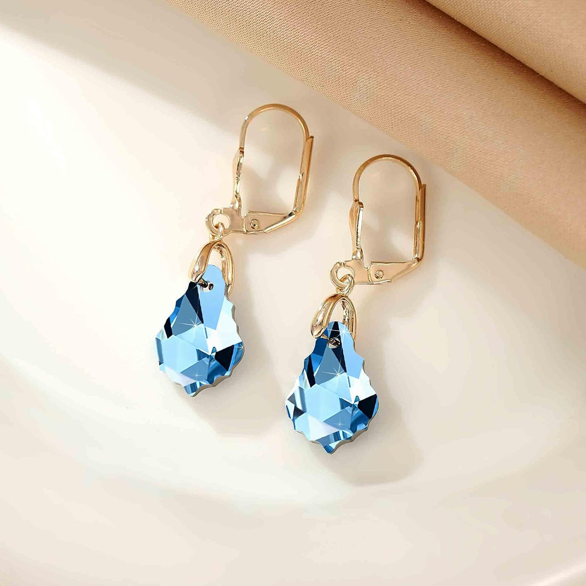 Aretes de cristal austriaco barroco con cierre de palanca para muje...