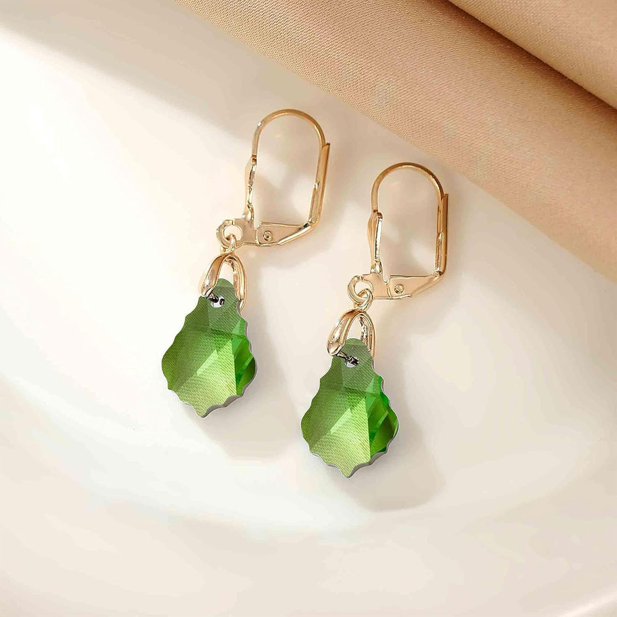 Aretes de cristal austriaco barroco con cierre de palanca para muje...