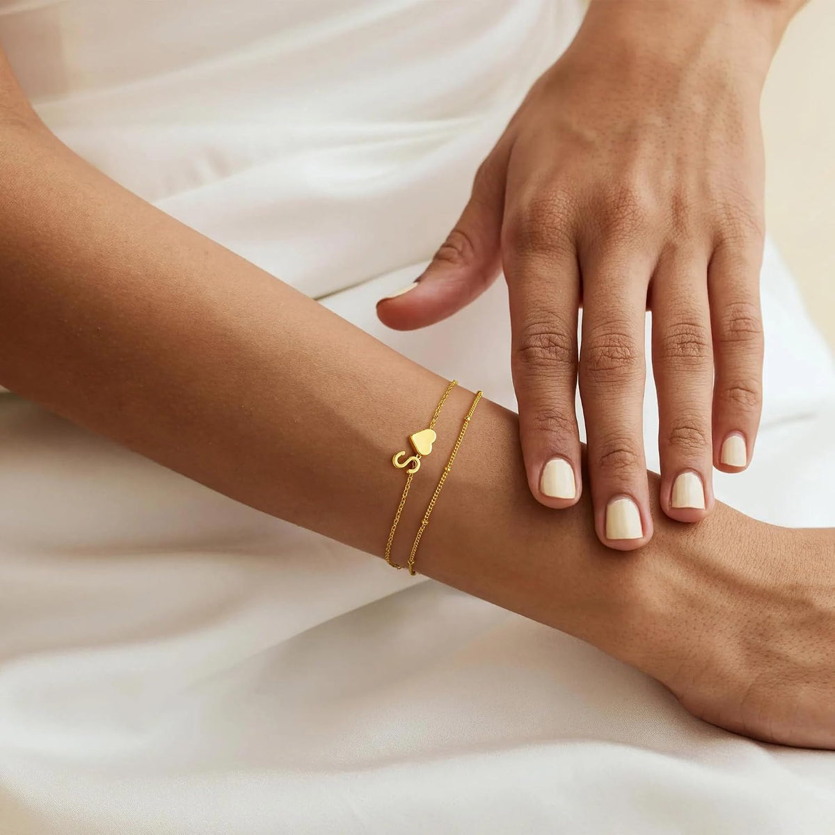 M MOOHAM Pulseras de oro con inicial de corazón para mujer, pulsera...