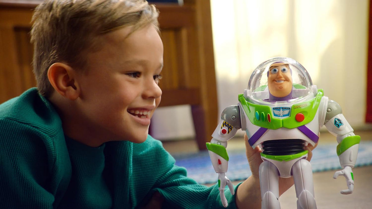 Mattel Disney Pixar Toy Story Figura de acción parlante de Buzz Lig...