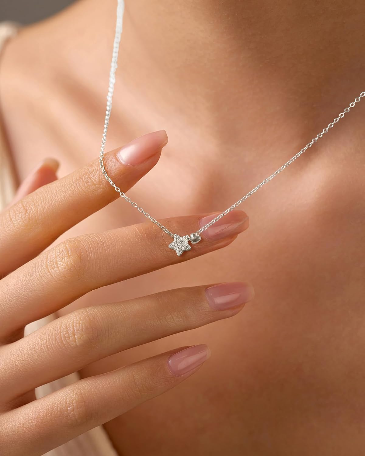 LOVECOM Collar de plata de ley S925 con corazón para mujer, delicad...