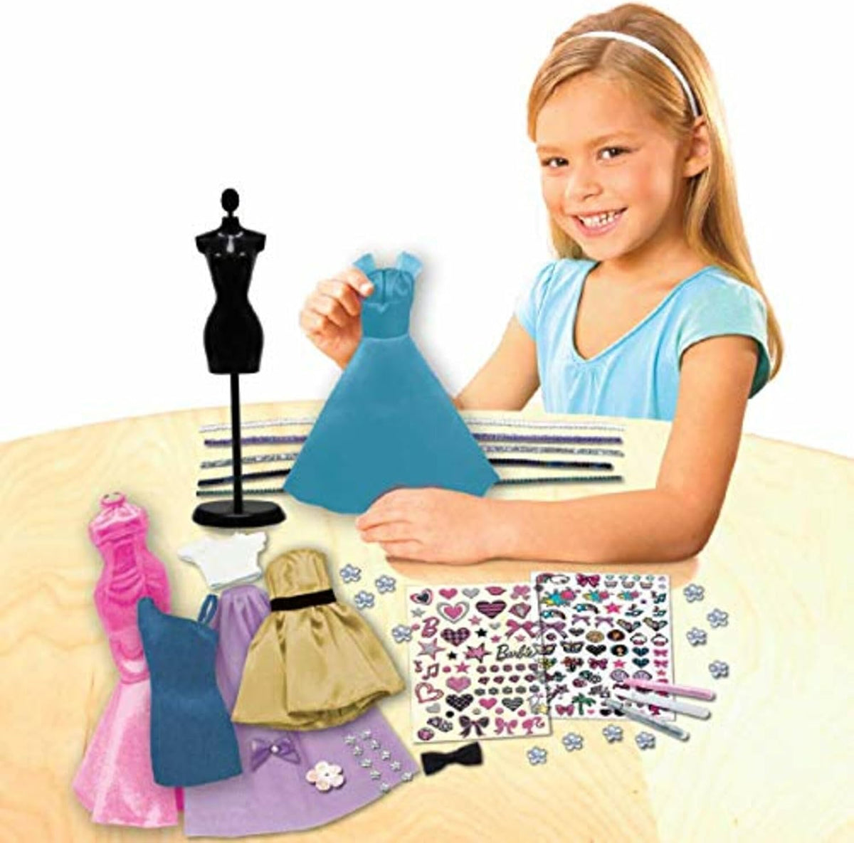 Tara Toys Barbie Sé una verdadera diseñadora de modas Set clásico d...
