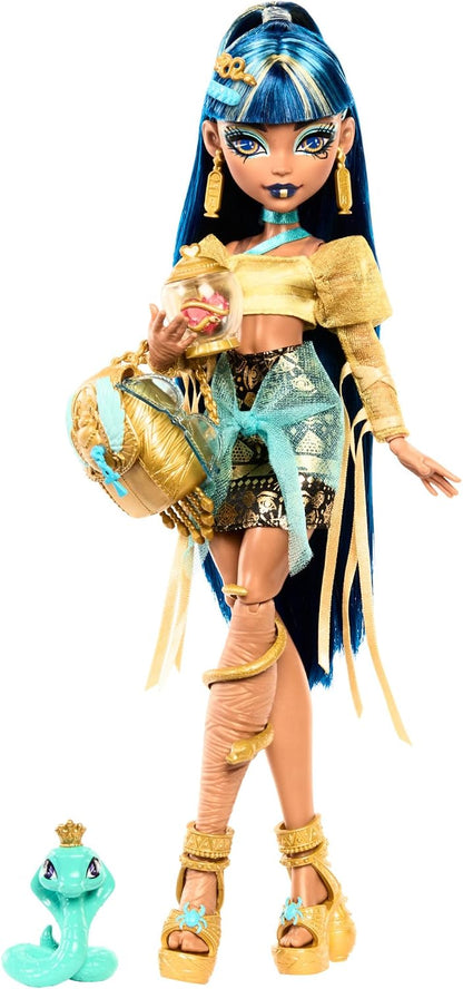 Monster High Cleo De Nile Doll in Golden Clothes | Momia en blusa r...