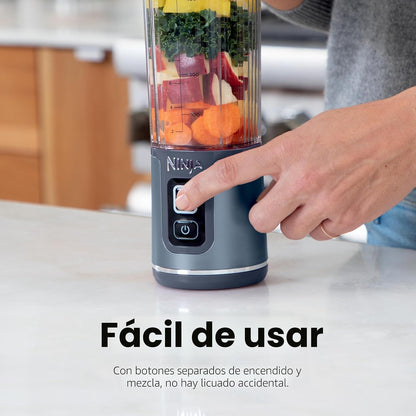Licuadora portátil Ninja Blast, inalámbrica, recipiente de 18 oz, a...