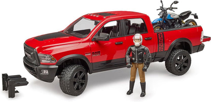 Bruder Ram 2502 Power Wagon con Ducati Scrambler Desert Sled y vehí...