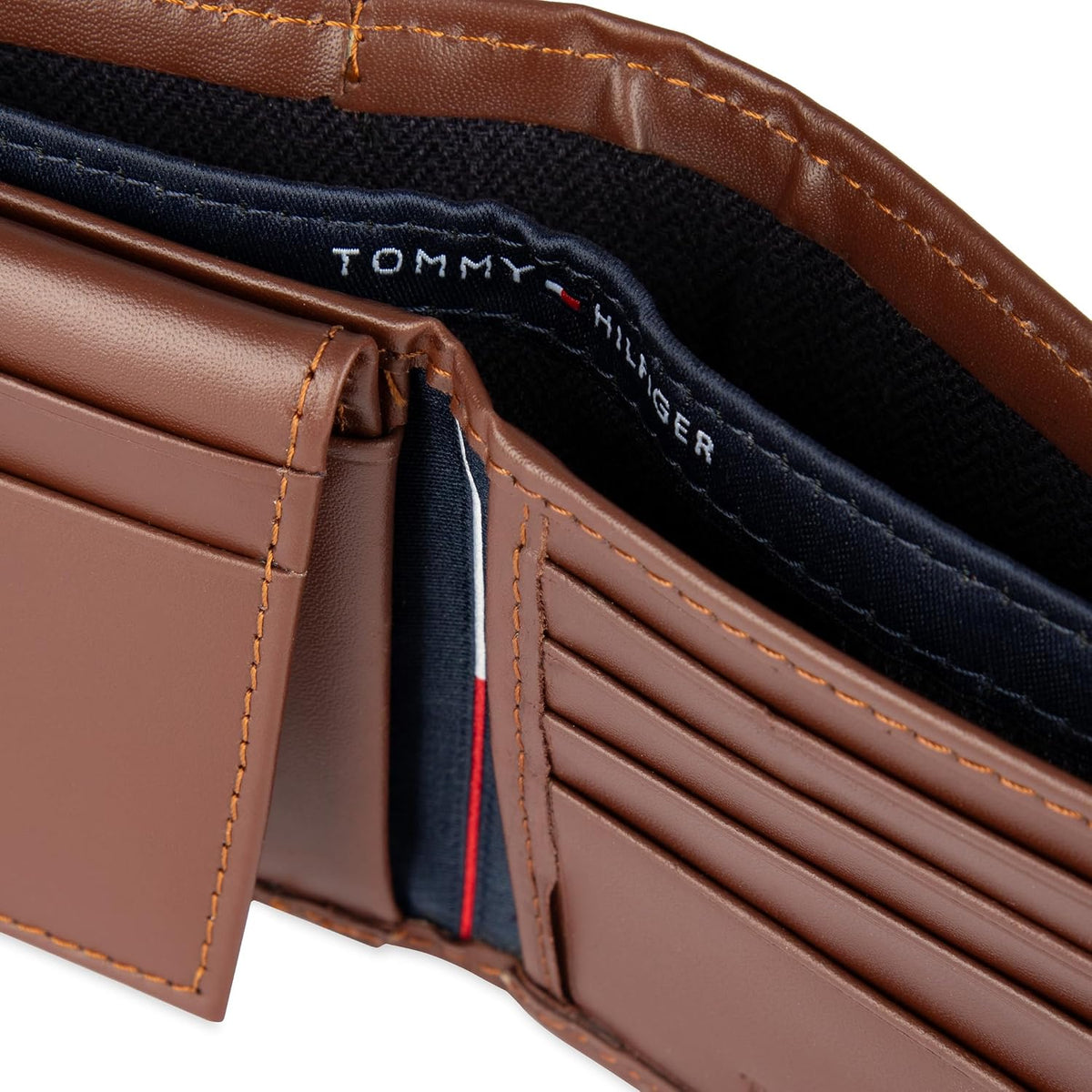 Tommy Hilfiger Cartera Passcase para hombre con ventana de identifi...