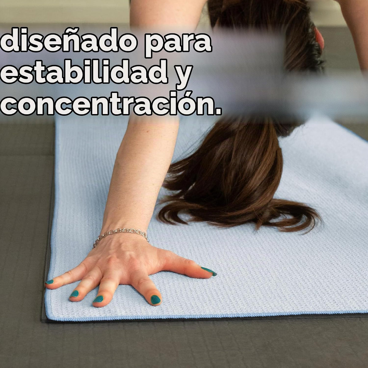 S&amp;T INC. Aura Toalla de microfibra para esterilla de yoga con a...
