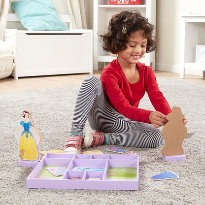 Juego de princesas de madera con vestidos magnéticos para vestirlas...