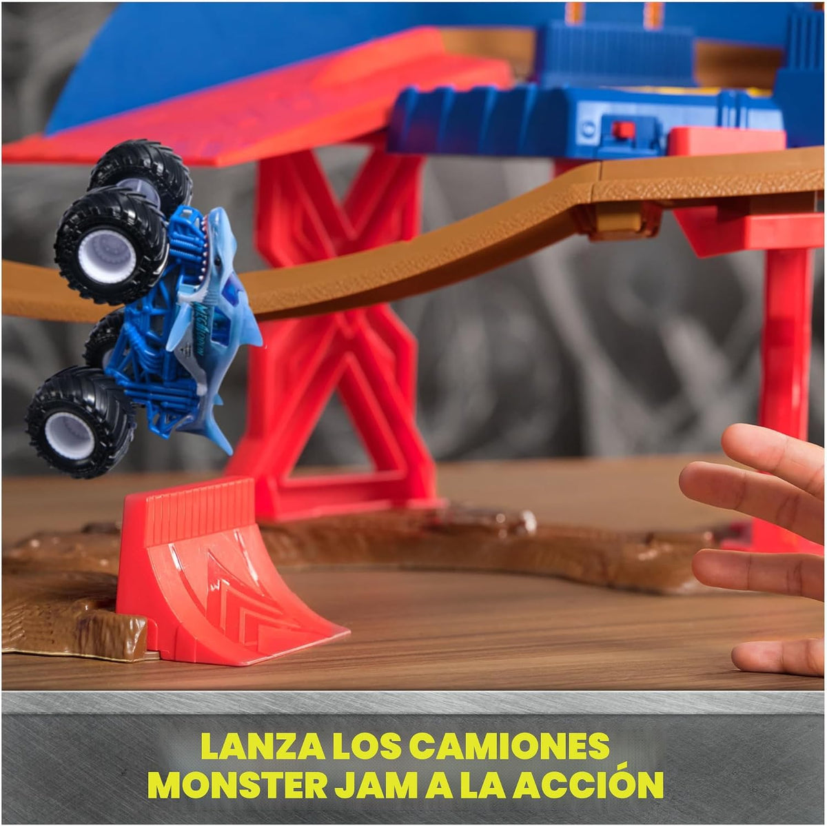 Monster Jam Supercharge Speedway Monster Truck Juego de juego, esca...