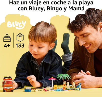 LEGO Bluey: Viaje en Auto Familiar y Playa de Bluey - Juguete de Co...
