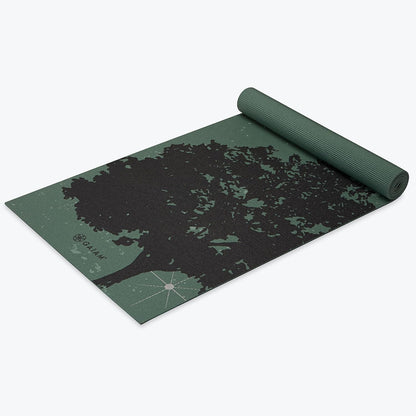 Gaiam - Tapete de yoga con estampado, antideslizante para ejercicio...