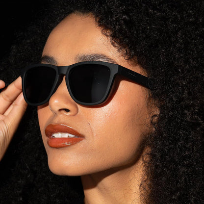 Goodr OG Gafas de sol polarizadas para mujeres y hombres | Ajuste m...