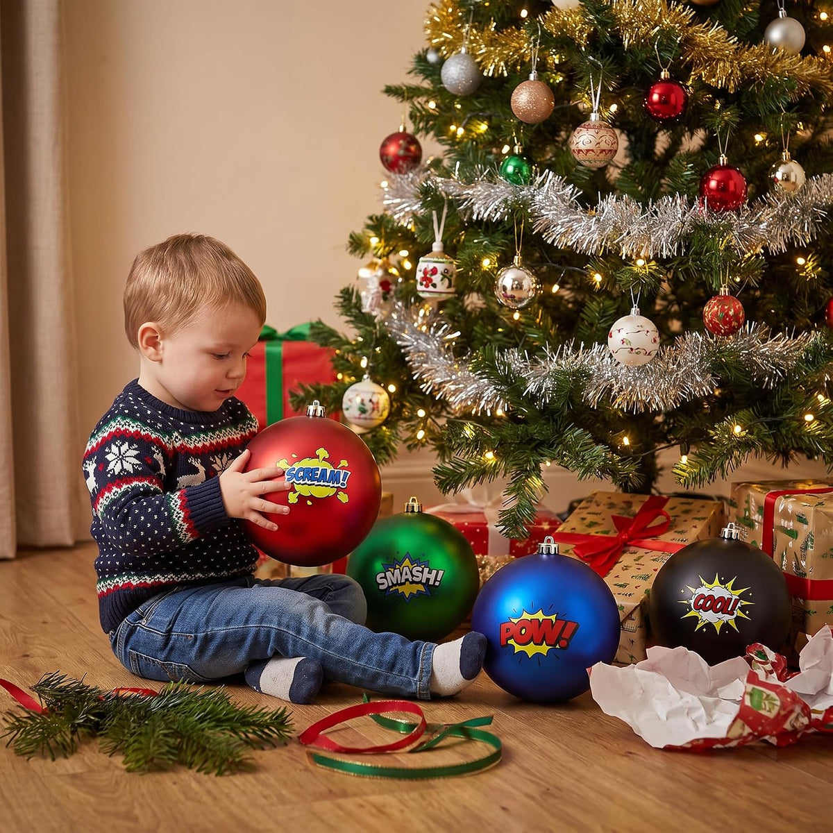 Tigeen 4 adornos de bolas de Navidad con temática de héroes grandes...