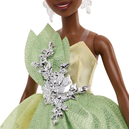 Mattel Juguetes de princesa Disney, muñeca Tiana coleccionista que...